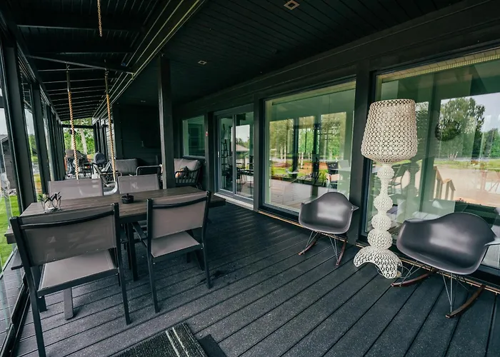 Exclusive Wikkelae With Sauna & Jacuzzi * 拉努阿