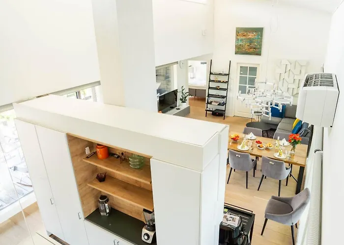 Βίλα Exclusive Wikkelae With Sauna & Jacuzzi *